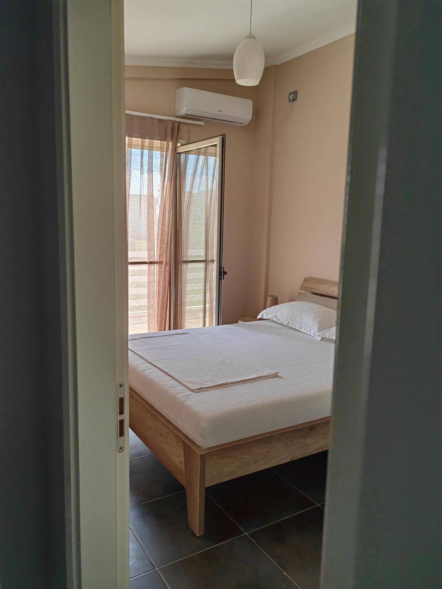 Tea Residence, Gjiri I Lalzit Villa ドゥラス エクステリア 写真